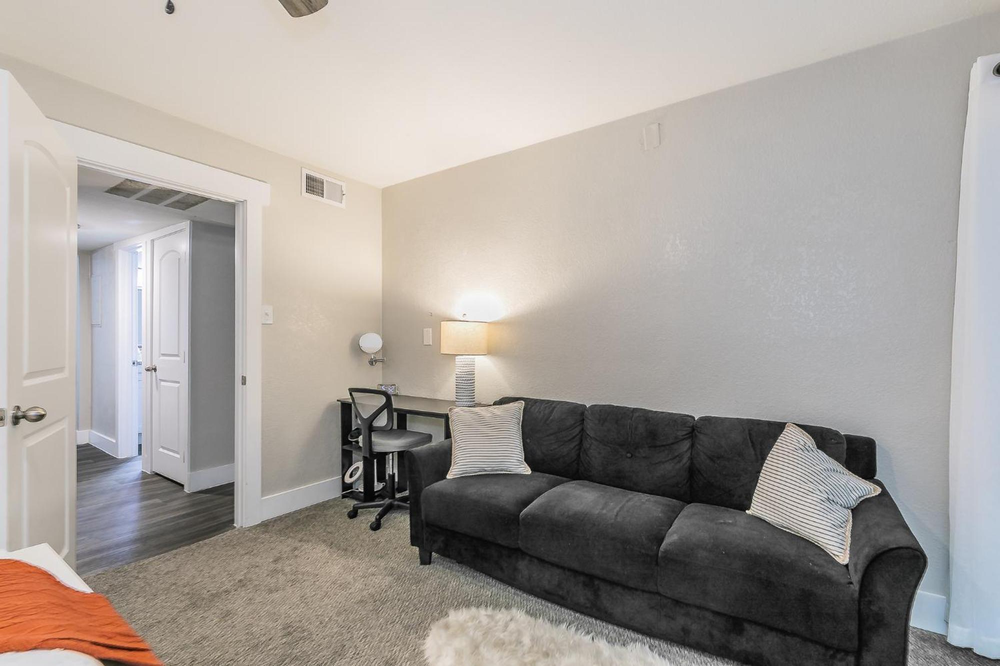 Cozy 2Br Farmhouse Apt - Sleeps 8 - Free Parking! Arlington Eksteriør bilde